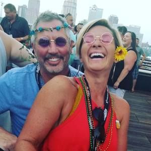 Meet your Posher, Leslie